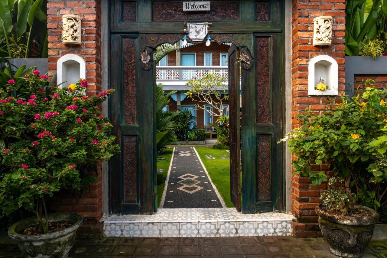 D-Anyar Stay And Surf Canggu Eksteriør bilde