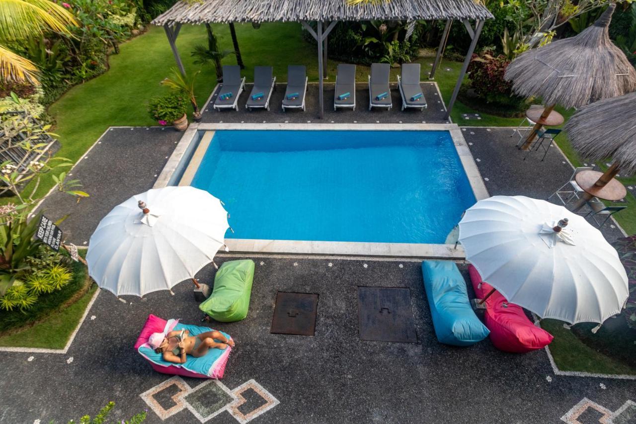 D-Anyar Stay And Surf Canggu Eksteriør bilde