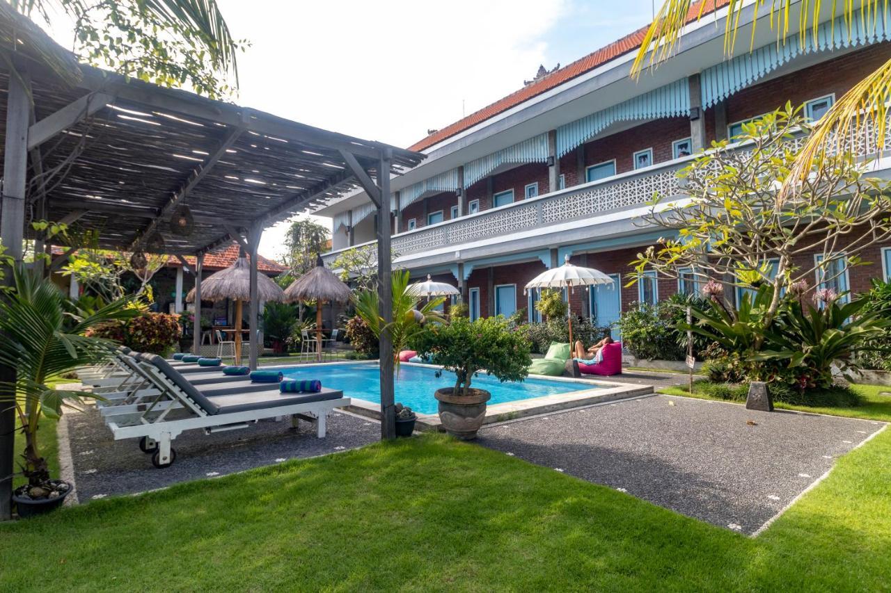 D-Anyar Stay And Surf Canggu Eksteriør bilde