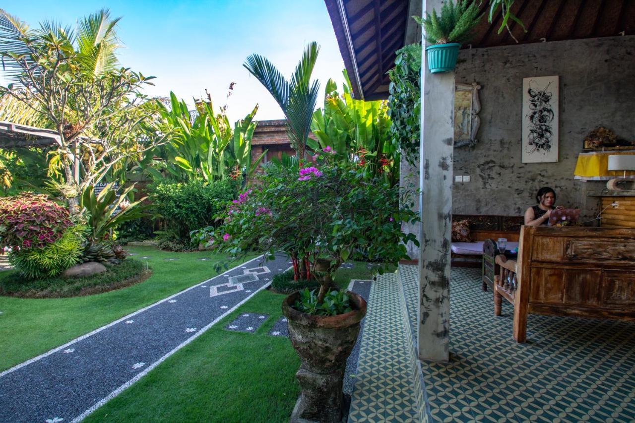 D-Anyar Stay And Surf Canggu Eksteriør bilde